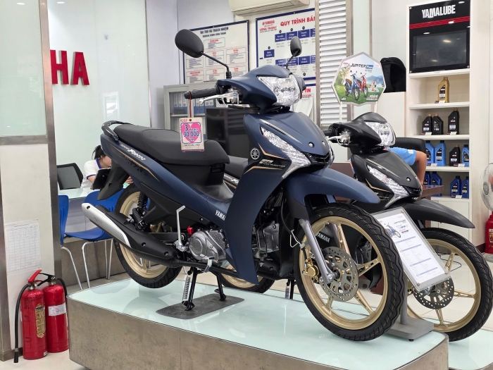 Xe số 115cc giá 28 triệu đồng tại Việt Nam xịn hơn Honda Future, rẻ như Wave RSX đã xuất hiện tại đại lý khiến người mua xôn xao - Ảnh 3. Xe số 115cc giá 28 triệu đồng tại Việt Nam xịn hơn Honda Future, rẻ như Wave RSX đã xuất hiện tại đại lý khiến người mua xôn xao - Ảnh 3.