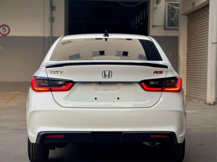 Giá lăn bánh Honda City mới nhất giảm mạnh, chỉ ngang sedan hạng A, xứng danh sedan hạng B rẻ nhất phân khúc- Ảnh 4.