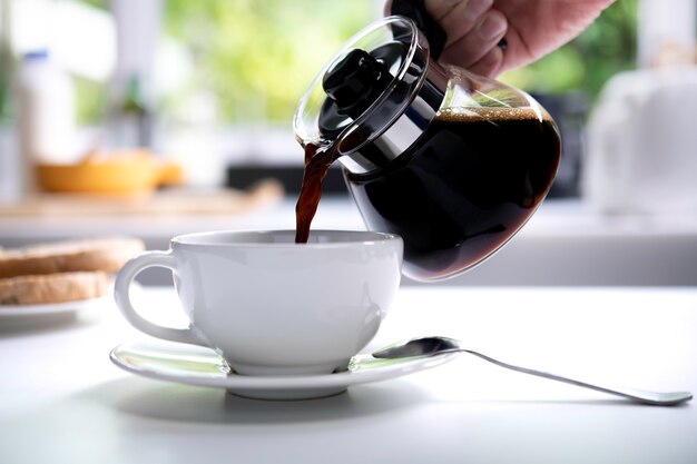Có nên cho trẻ em uống cà phê không?- Ảnh 1. Có nên cho trẻ em uống cà phê không?- Ảnh 1.