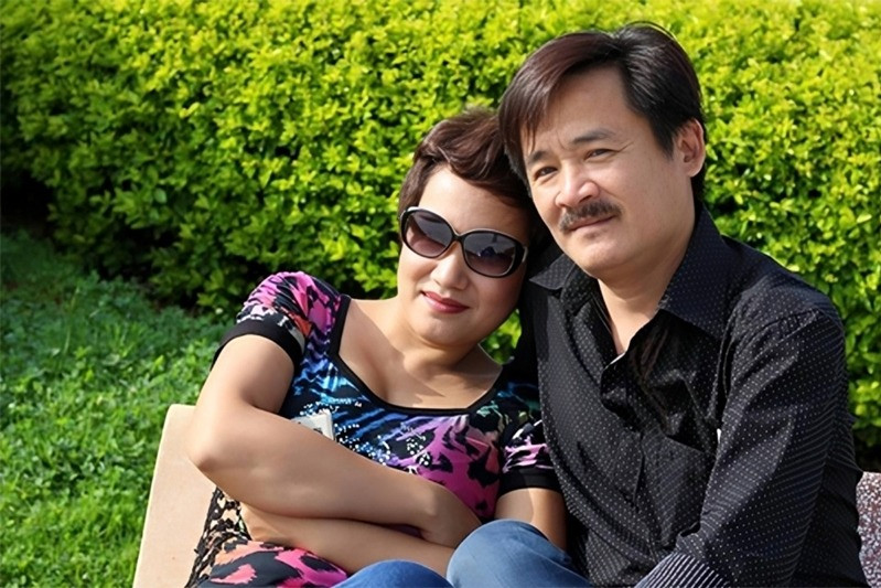 'Đóng cảnh yêu đương, tôi run không dám nhìn mặt NSND Ngọc Huyền' - Ảnh 3. 'Đóng cảnh yêu đương, tôi run không dám nhìn mặt NSND Ngọc Huyền' - Ảnh 3.