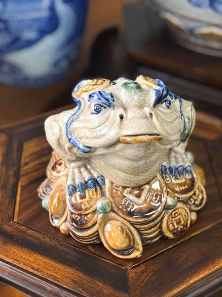 Mách bạn Top vật phẩm gốm sứ phong thủy giúp thu hút tài lộc, phú quý- Ảnh 5. Mách bạn Top vật phẩm gốm sứ phong thủy giúp thu hút tài lộc, phú quý- Ảnh 5.