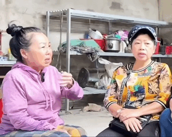 Nữ nghệ sĩ cải lương - bạn diễn Kim Tử Long một thời, xế chiều tạm bợ trong căn lều 10m2 dựng bằng 3 tấm bạt - Ảnh 4. Nữ nghệ sĩ cải lương - bạn diễn Kim Tử Long một thời, xế chiều tạm bợ trong căn lều 10m2 dựng bằng 3 tấm bạt - Ảnh 4.