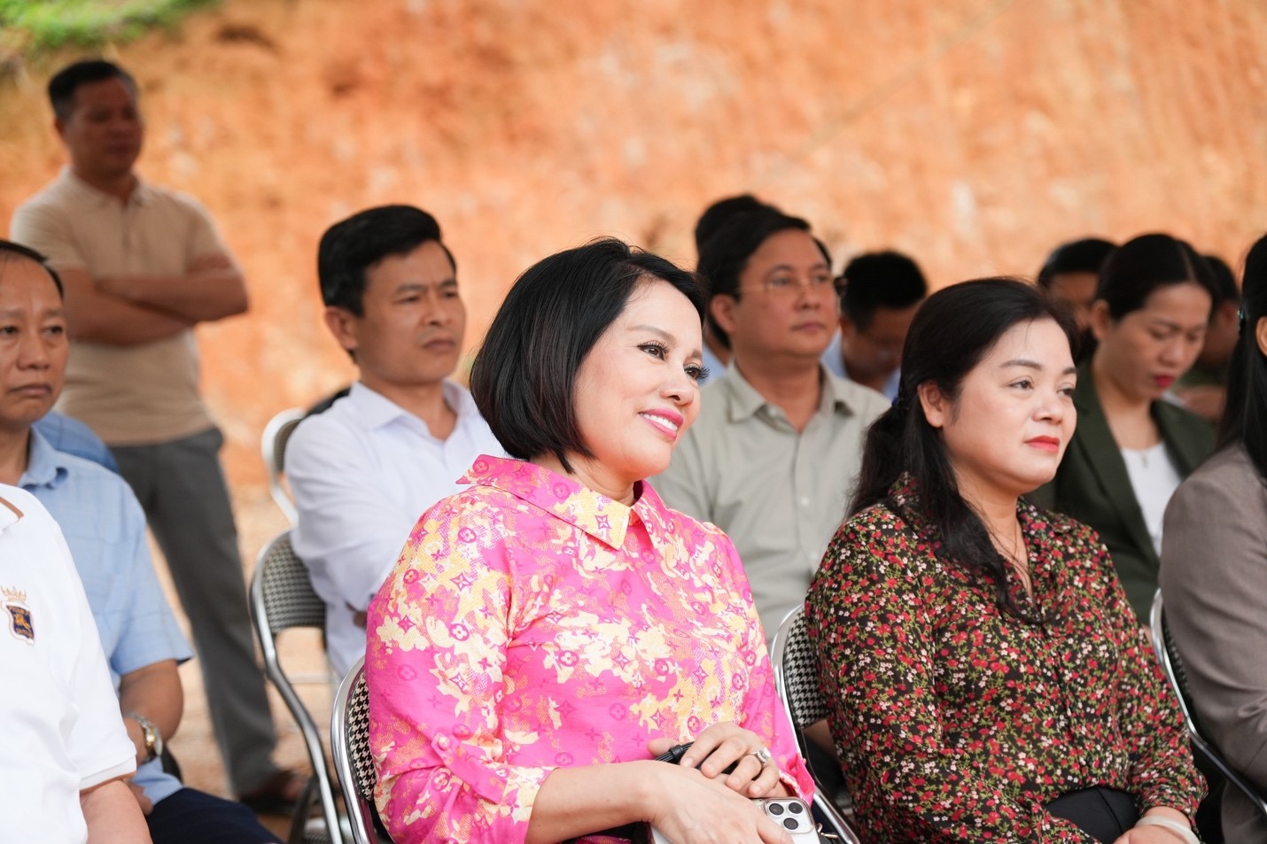 CEO Phượng Hồng Kông: Doanh nhân thời đại mới không chỉ làm giàu mà còn đề cao trách nhiệm với cộng đồng- Ảnh 6. CEO Phượng Hồng Kông: Doanh nhân thời đại mới không chỉ làm giàu mà còn đề cao trách nhiệm với cộng đồng- Ảnh 6.