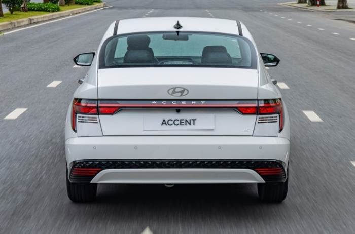 Giá lăn bánh Hyundai Accent mới nhất giảm sốc chưa từng có, thấp hơn hẳn Toyota Vios, chỉ ngang Kia Morning, xứng danh sedan hạng B rẻ nhất- Ảnh 5. Giá lăn bánh Hyundai Accent mới nhất giảm sốc chưa từng có, thấp hơn hẳn Toyota Vios, chỉ ngang Kia Morning, xứng danh sedan hạng B rẻ nhất- Ảnh 5.