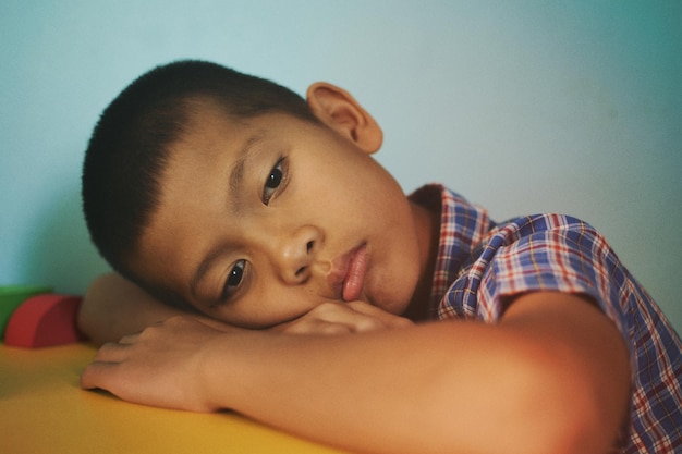 Nhà văn nói: 1 người nóng nảy, vô lễ ở nhà nhưng lễ phép, tử tế với người ngoài không phải là bất hiếu mà là vì 3 lý do sau - Ảnh 1. Nhà văn nói: 1 người nóng nảy, vô lễ ở nhà nhưng lễ phép, tử tế với người ngoài không phải là bất hiếu mà là vì 3 lý do sau - Ảnh 1.