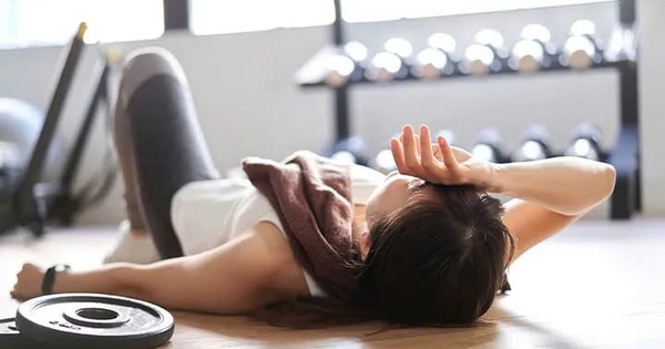 Sai lầm khi siết mỡ bụng khiến vòng eo mãi không nhỏ gọn