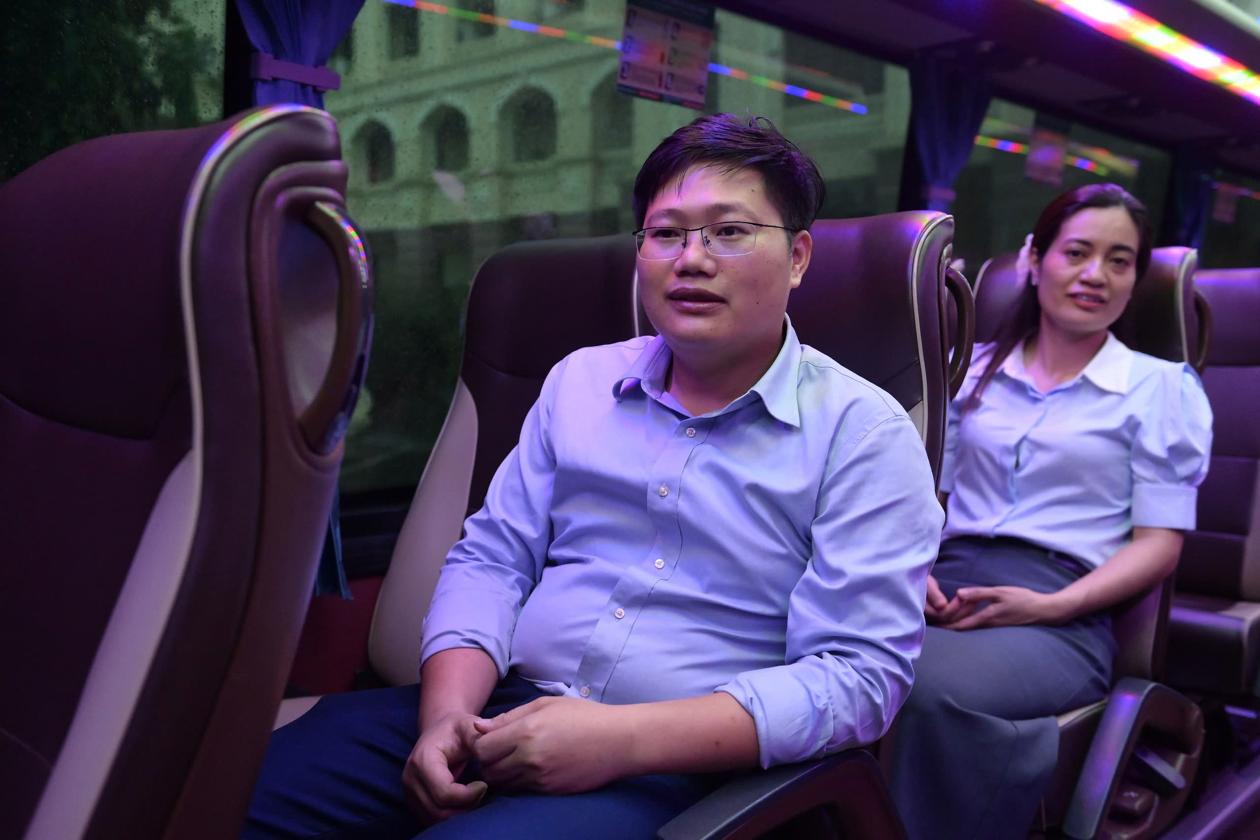 Ngày đầu vận hành chính quyền 2 cấp ở Ninh Bình diễn ra như thế nào?- Ảnh 8. Ngày đầu vận hành chính quyền 2 cấp ở Ninh Bình diễn ra như thế nào?- Ảnh 8.