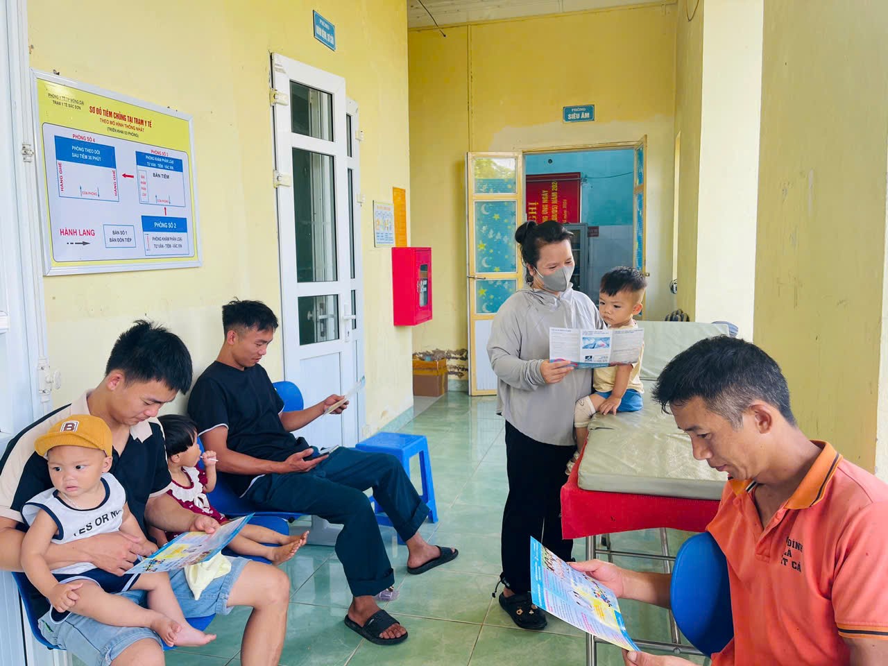 Hưởng ứng Ngày Dân số Thế giới 11/7/2025 với chủ đề: 'Quyền tự quyết sinh sản trong bối cảnh toàn cầu thay đổi'- Ảnh 1. Hưởng ứng Ngày Dân số Thế giới 11/7/2025 với chủ đề: 'Quyền tự quyết sinh sản trong bối cảnh toàn cầu thay đổi'- Ảnh 1.