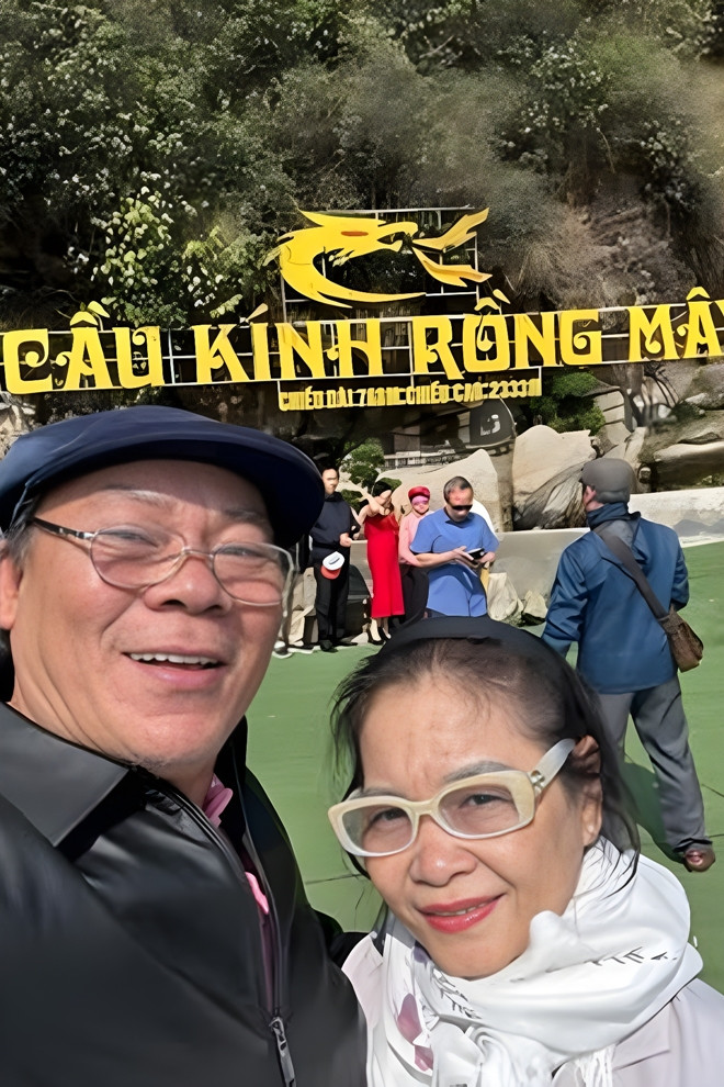 Đời nam nghệ sĩ leo rào bệnh viện thăm con, hơn 30 năm xa vợ - Ảnh 11. Đời nam nghệ sĩ leo rào bệnh viện thăm con, hơn 30 năm xa vợ - Ảnh 11.