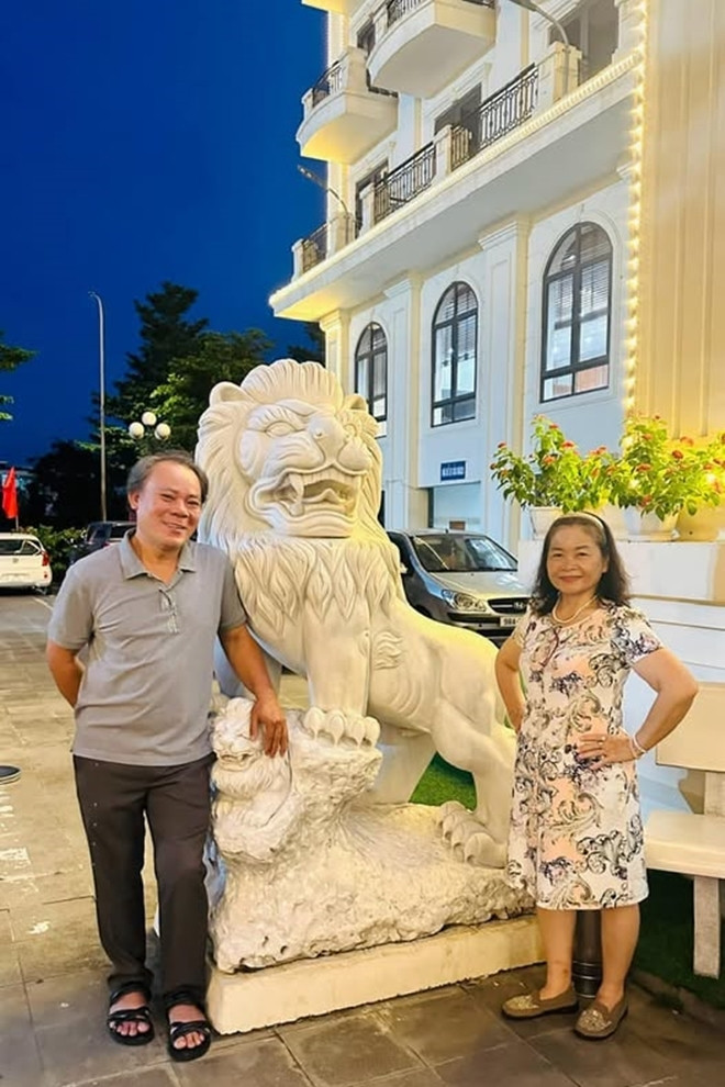 Đời nam nghệ sĩ leo rào bệnh viện thăm con, hơn 30 năm xa vợ - Ảnh 15. Đời nam nghệ sĩ leo rào bệnh viện thăm con, hơn 30 năm xa vợ - Ảnh 15.