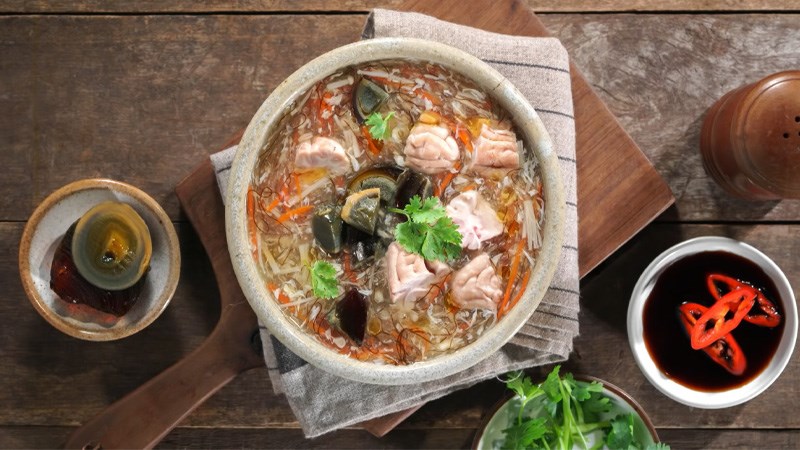 Loại trứng 'đen sì' khiến nhiều người chê, là 'siêu thực phẩm' bổ dưỡng hiếm có- Ảnh 3. Loại trứng 'đen sì' khiến nhiều người chê, là 'siêu thực phẩm' bổ dưỡng hiếm có- Ảnh 3.