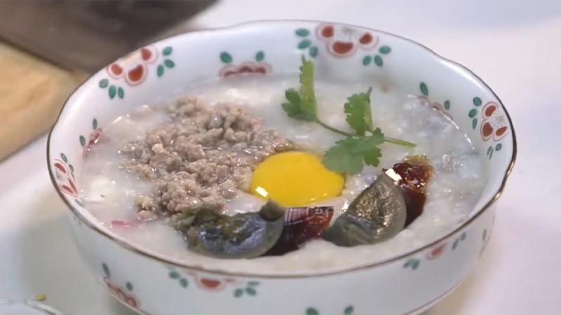 Loại trứng 'đen sì' khiến nhiều người chê, là 'siêu thực phẩm' bổ dưỡng hiếm có- Ảnh 5. Loại trứng 'đen sì' khiến nhiều người chê, là 'siêu thực phẩm' bổ dưỡng hiếm có- Ảnh 5.