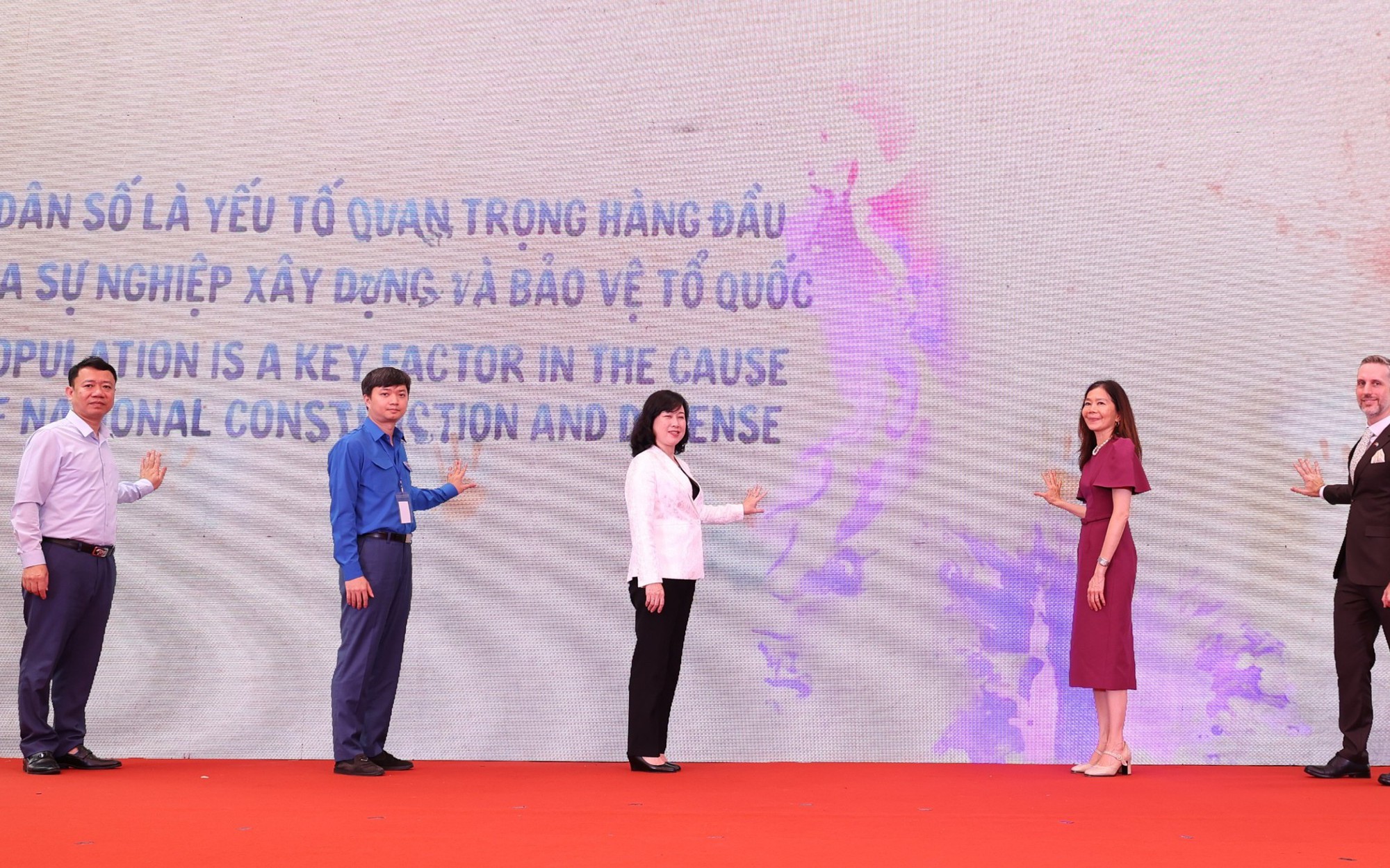Trao quyền tự quyết về sinh sản cho các cặp vợ chồng hướng đến sự phát triển bền vững của đất nước