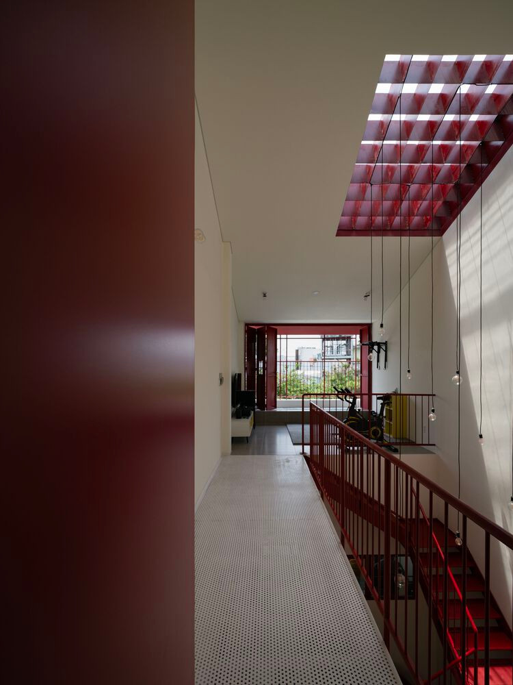 Ấn tượng với ngôi nhà với tông màu bắt mắt - Ảnh 9. Ấn tượng với ngôi nhà với tông màu bắt mắt - Ảnh 9.