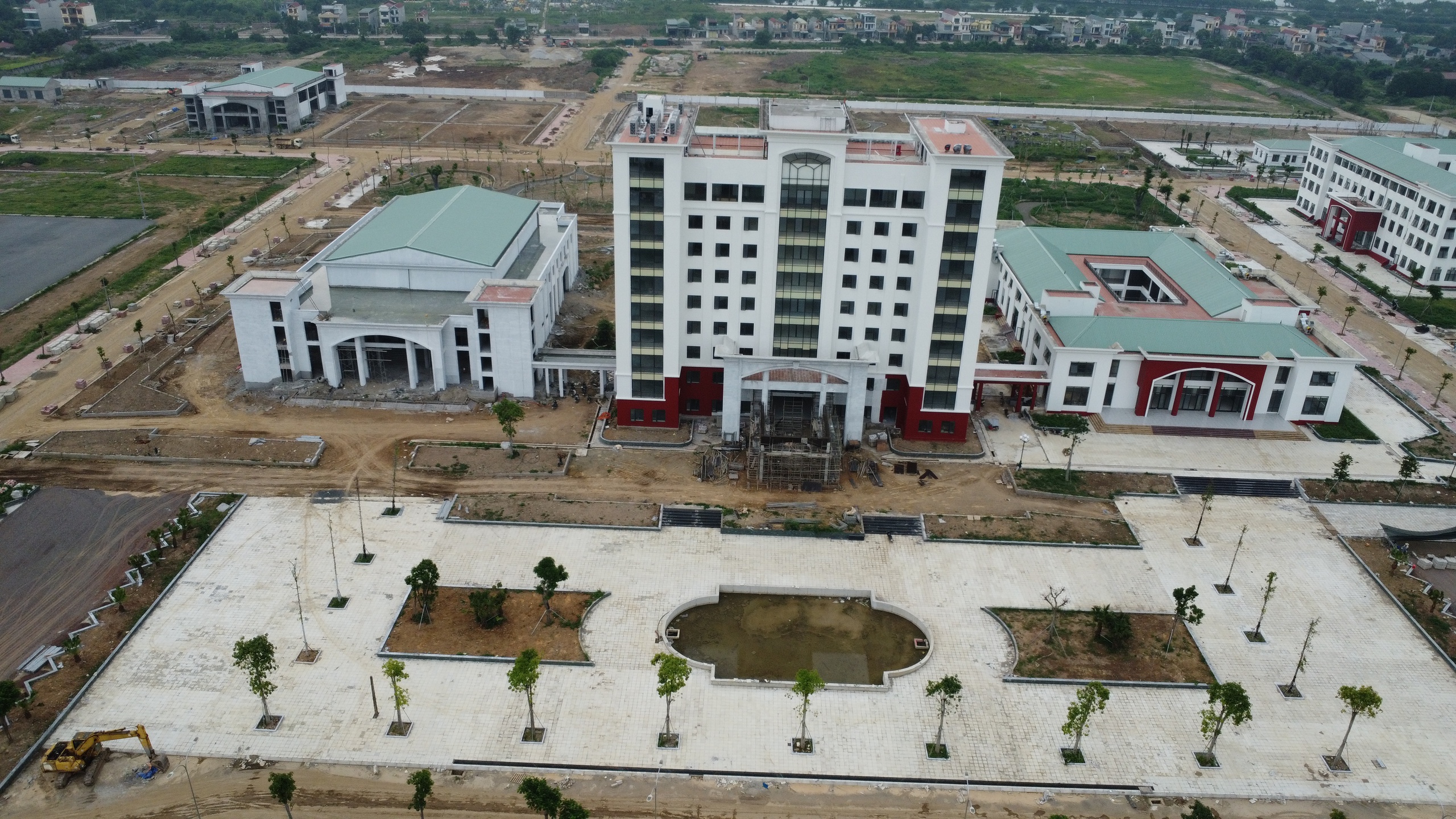 Gần 20 năm để xây dựng, Trường Đại học Hoa Lư ở Ninh Bình hiện ra sao? - Ảnh 9.