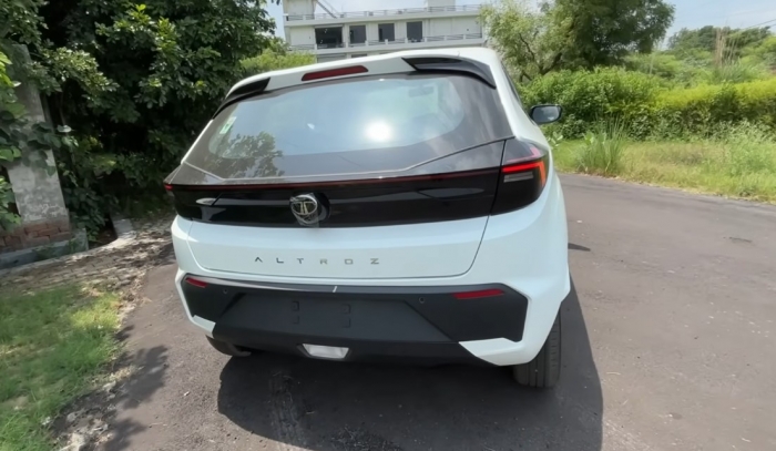 Xe hatchback hạng B giá 183 triệu đồng trang bị hiện đại rẻ hơn hẳn Kia Morning, Hyundai Grand i10, chỉ ngang Honda SH có gì đặc biệt khi ra mắt ở Ấn Độ? - Ảnh 5. Xe hatchback hạng B giá 183 triệu đồng trang bị hiện đại rẻ hơn hẳn Kia Morning, Hyundai Grand i10, chỉ ngang Honda SH có gì đặc biệt khi ra mắt ở Ấn Độ? - Ảnh 5.