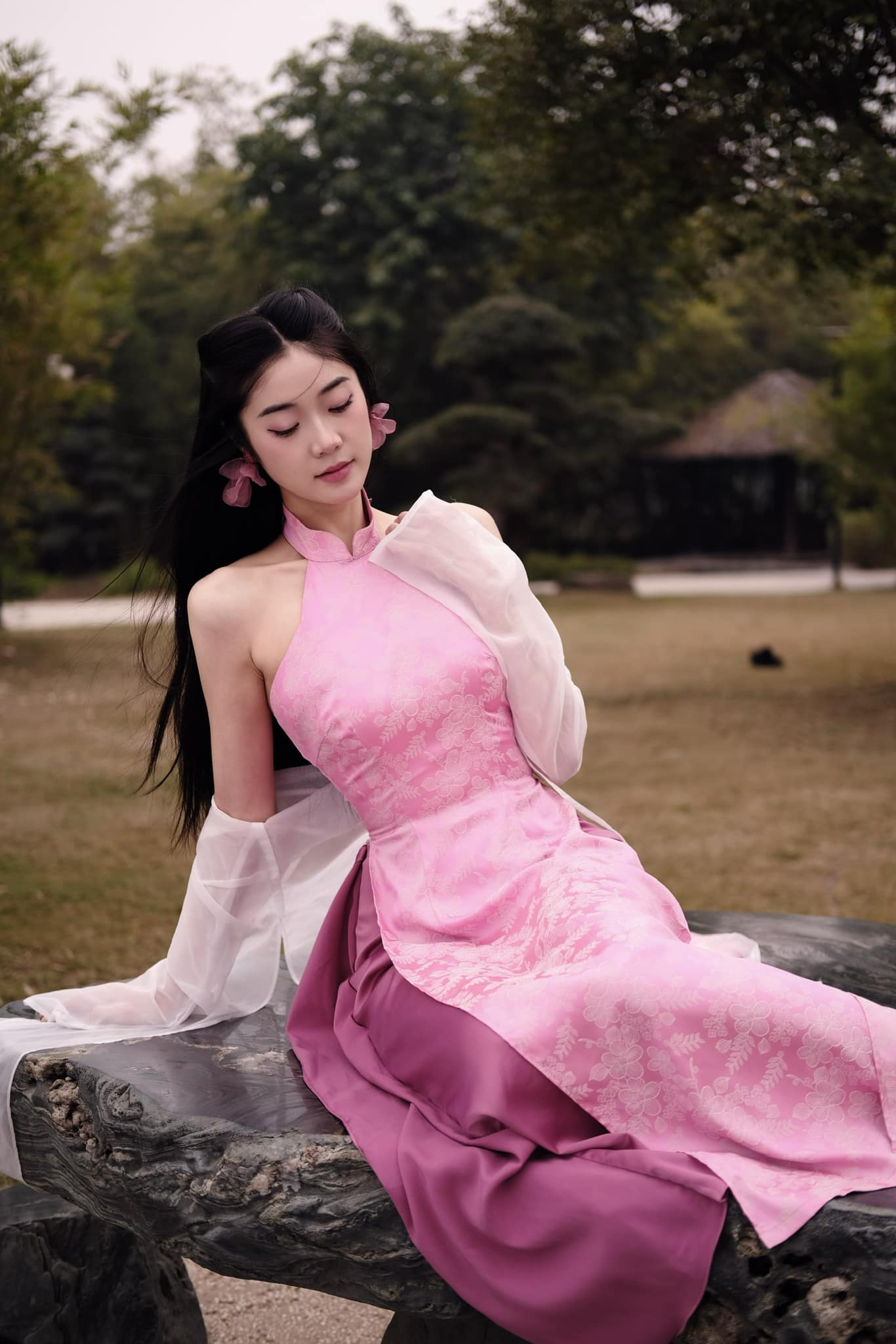 Chân dài quê Thanh Hóa được coi là ẩn số mới của Miss Grand Vietnam 2025 là ai?- Ảnh 14. Chân dài quê Thanh Hóa được coi là ẩn số mới của Miss Grand Vietnam 2025 là ai?- Ảnh 14.