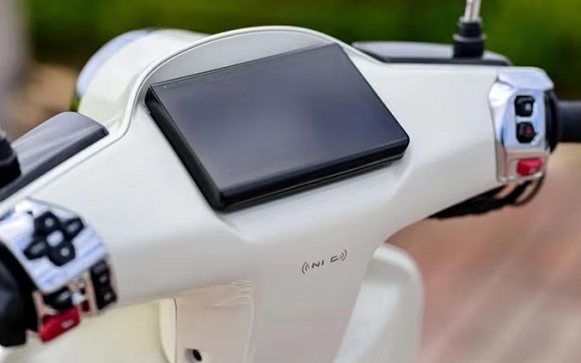 Xe ga 150cc giá 38,8 triệu đồng đẹp cổ điển trang bị ngang SH, rẻ như Vision có gì đặc biệt?
