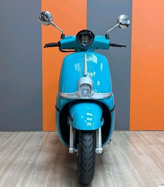 Xe ga 150cc giá 43,6 triệu đồng đẹp cổ điển trang bị như SH 160i, rẻ ngang Air Blade, chỉ nhỉnh hơn Vision- Ảnh 3. Xe ga 150cc giá 43,6 triệu đồng đẹp cổ điển trang bị như SH 160i, rẻ ngang Air Blade, chỉ nhỉnh hơn Vision- Ảnh 3.