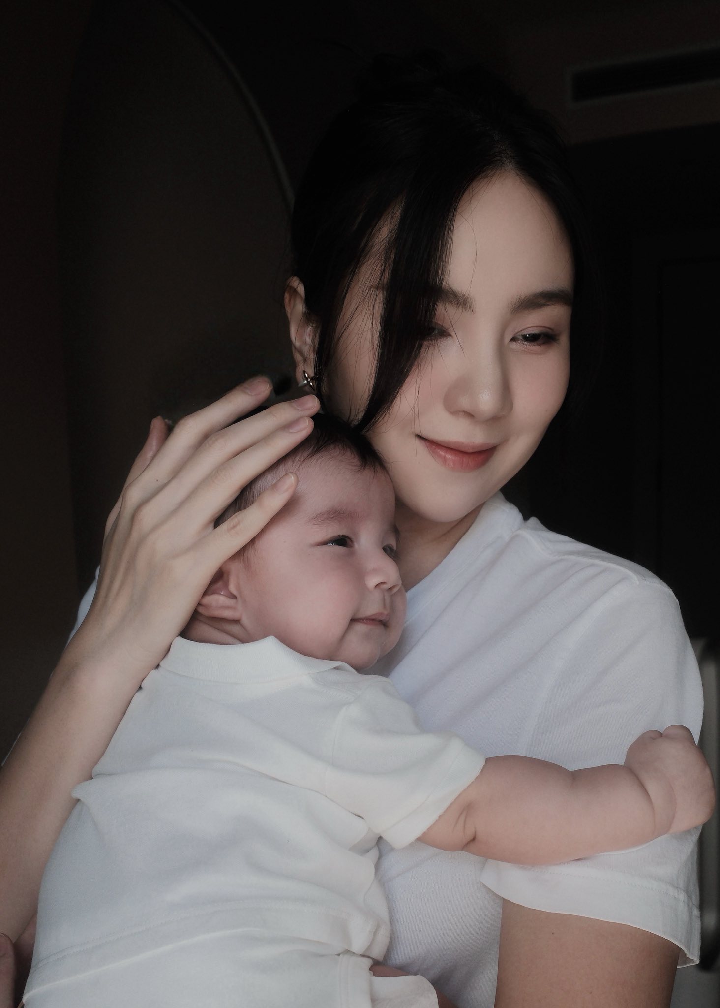 Biểu cảm 'đốn tim' fan của con trai MC Mai Ngọc- Ảnh 7. Biểu cảm 'đốn tim' fan của con trai MC Mai Ngọc- Ảnh 7.