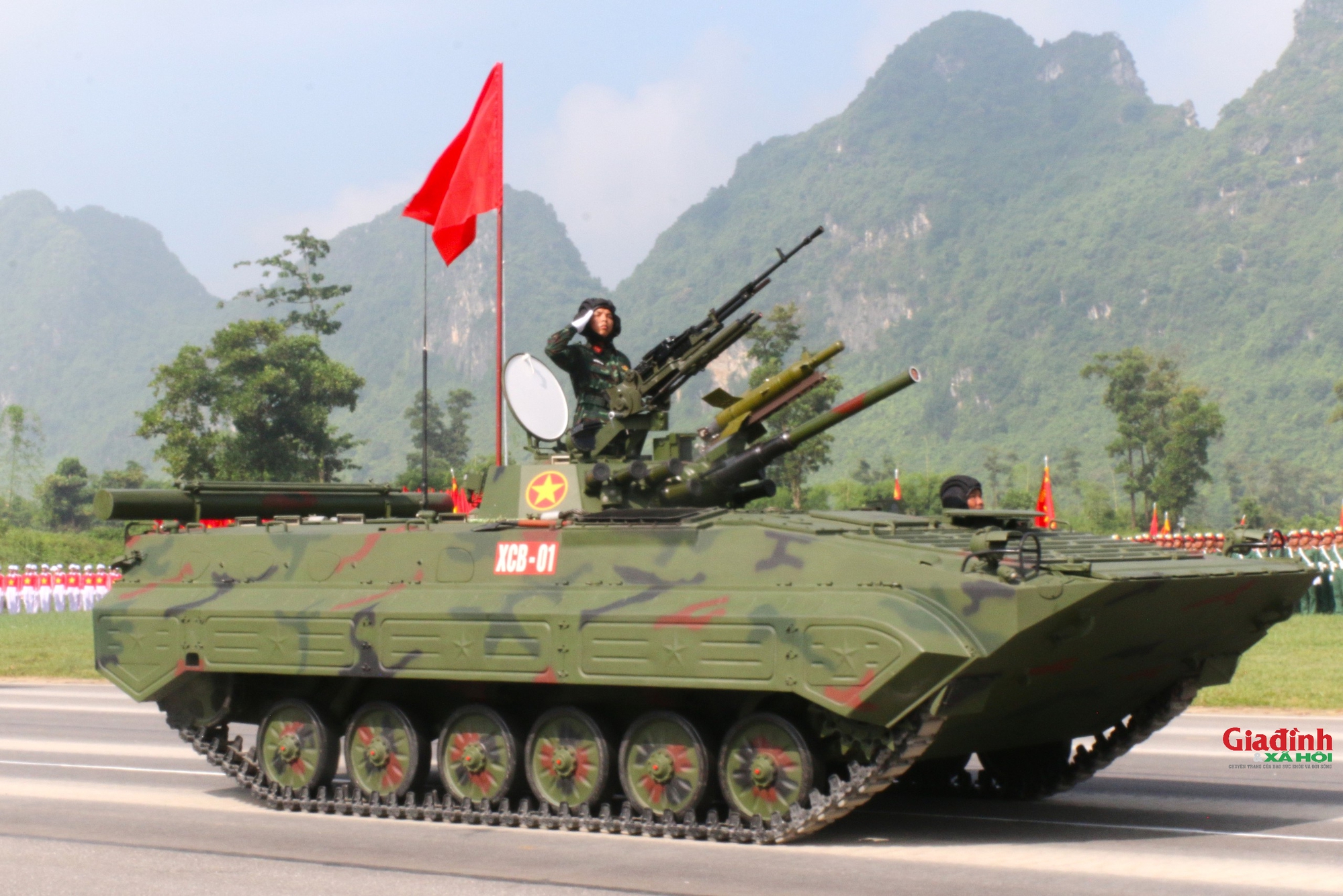 Ngắm loạt khí tài hiện đại lần đầu hợp luyện cùng khối diễu binh chuẩn bị kỷ niệm 2/9 - Ảnh 9. Ngắm loạt khí tài hiện đại lần đầu hợp luyện cùng khối diễu binh chuẩn bị kỷ niệm 2/9 - Ảnh 9.