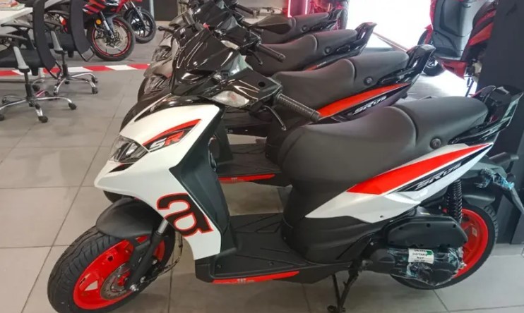 Xe ga 175cc giá 38 triệu đồng có ABS trang bị ngang SH, rẻ như Vision- Ảnh 2.