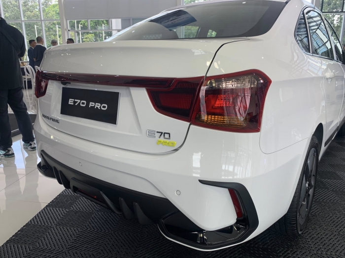 Xe sedan hạng C điện giá 480 triệu đồng đẹp long lanh rẻ ngang xe hạng B Toyota Vios liệu có thay thế Mazda 3, Kia K3 khi ra mắt ở Philippines?- Ảnh 6.