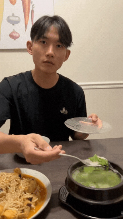 video-8-17526598739821389824680-1752804505151-1752804506963771835193.gif