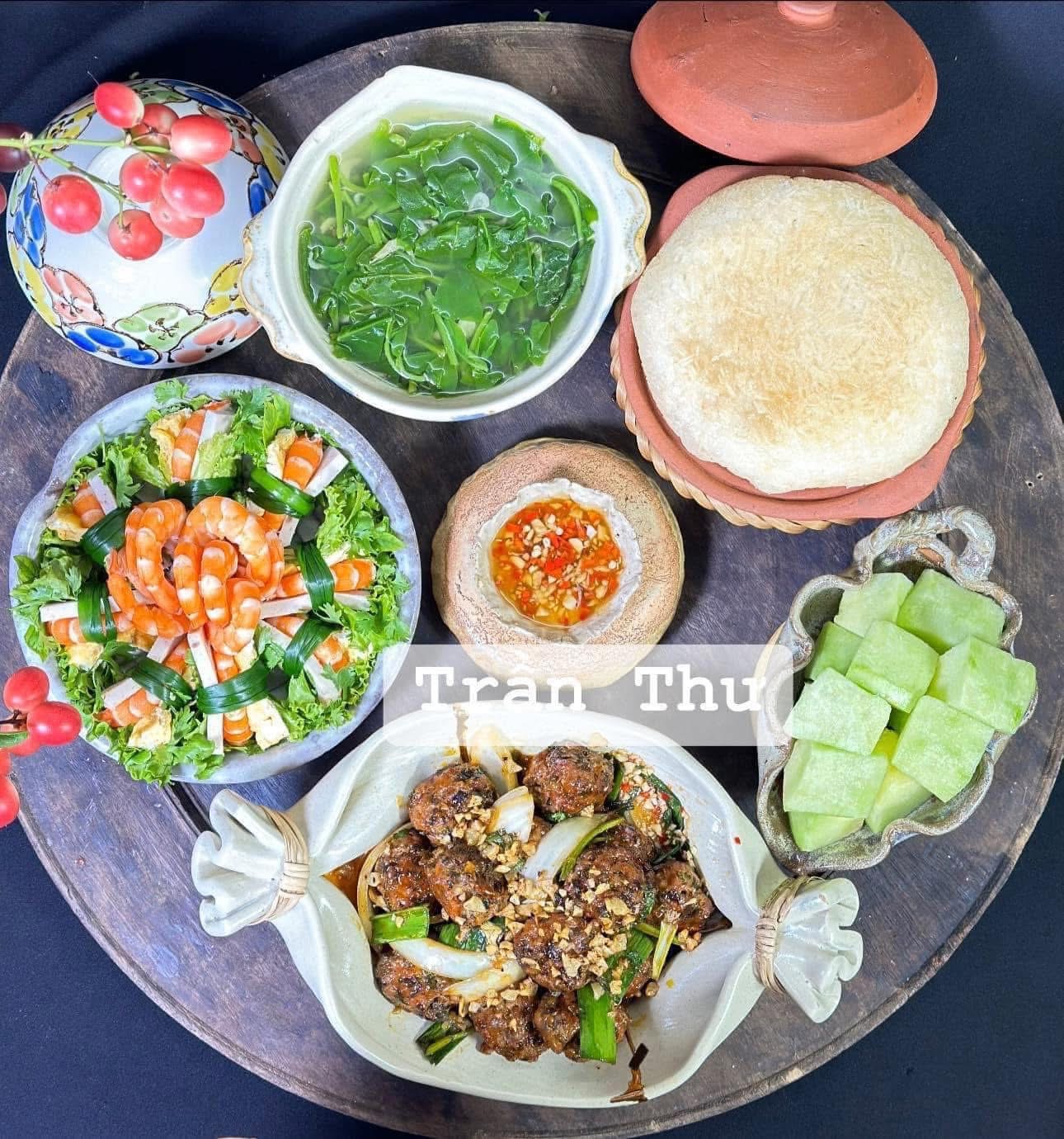 Pratos deliciosos para a família: 18 bandejas de refeições cheias de amor e carinho todos os dias - Foto 5. Món ăn ngon cho gia đình - hương vị yêu thương từ mâm cơm ấm áp mỗi ngày - Ảnh 5.