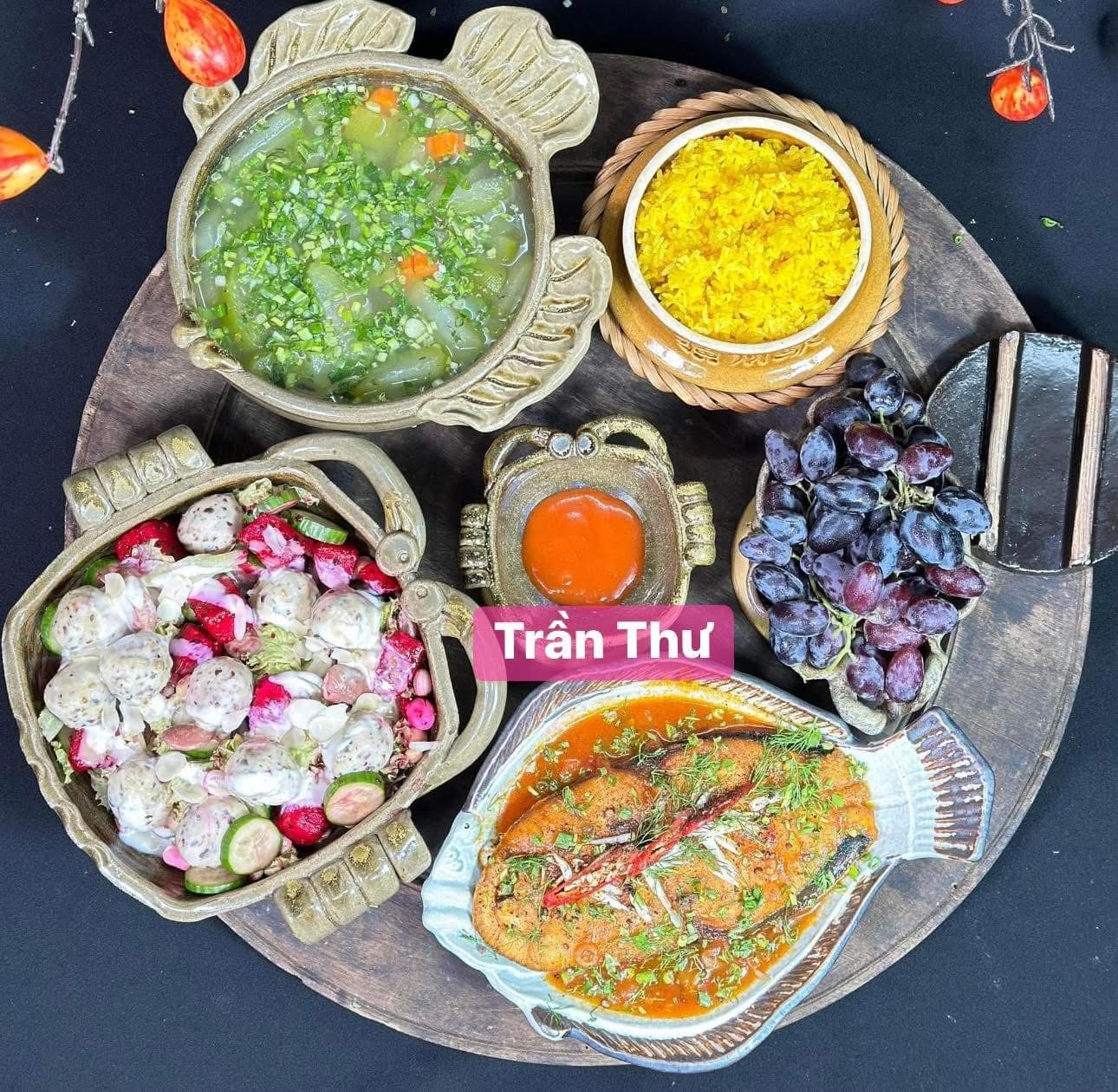 Pratos deliciosos para a família: 18 bandejas de refeições cheias de amor e carinho todos os dias - Foto 6. Món ăn ngon cho gia đình - hương vị yêu thương từ mâm cơm ấm áp mỗi ngày - Ảnh 6.
