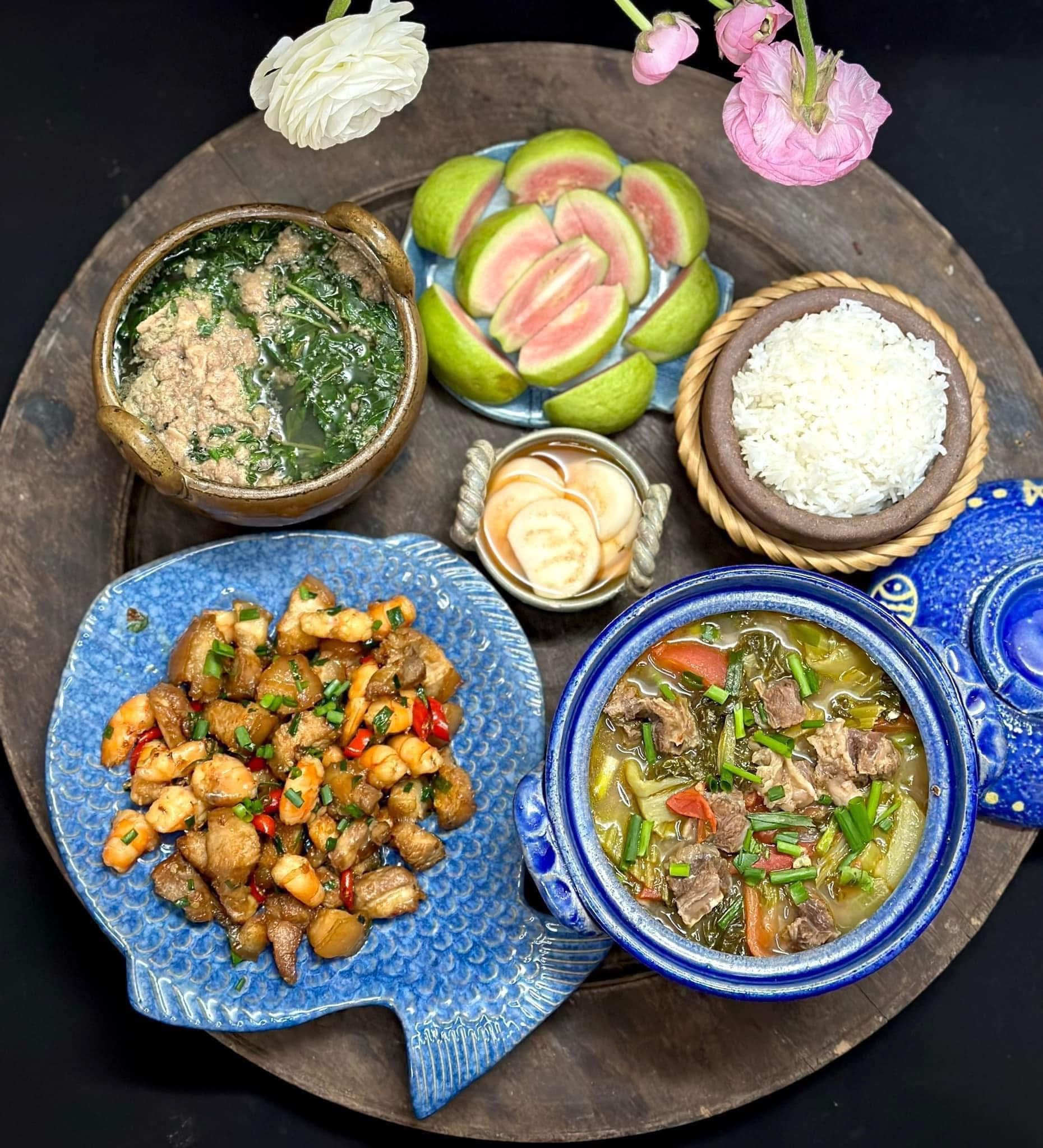 Pratos deliciosos para a família: 18 bandejas de refeições cheias de amor e carinho todos os dias - Foto 11. Món ăn ngon cho gia đình - hương vị yêu thương từ mâm cơm ấm áp mỗi ngày - Ảnh 11.
