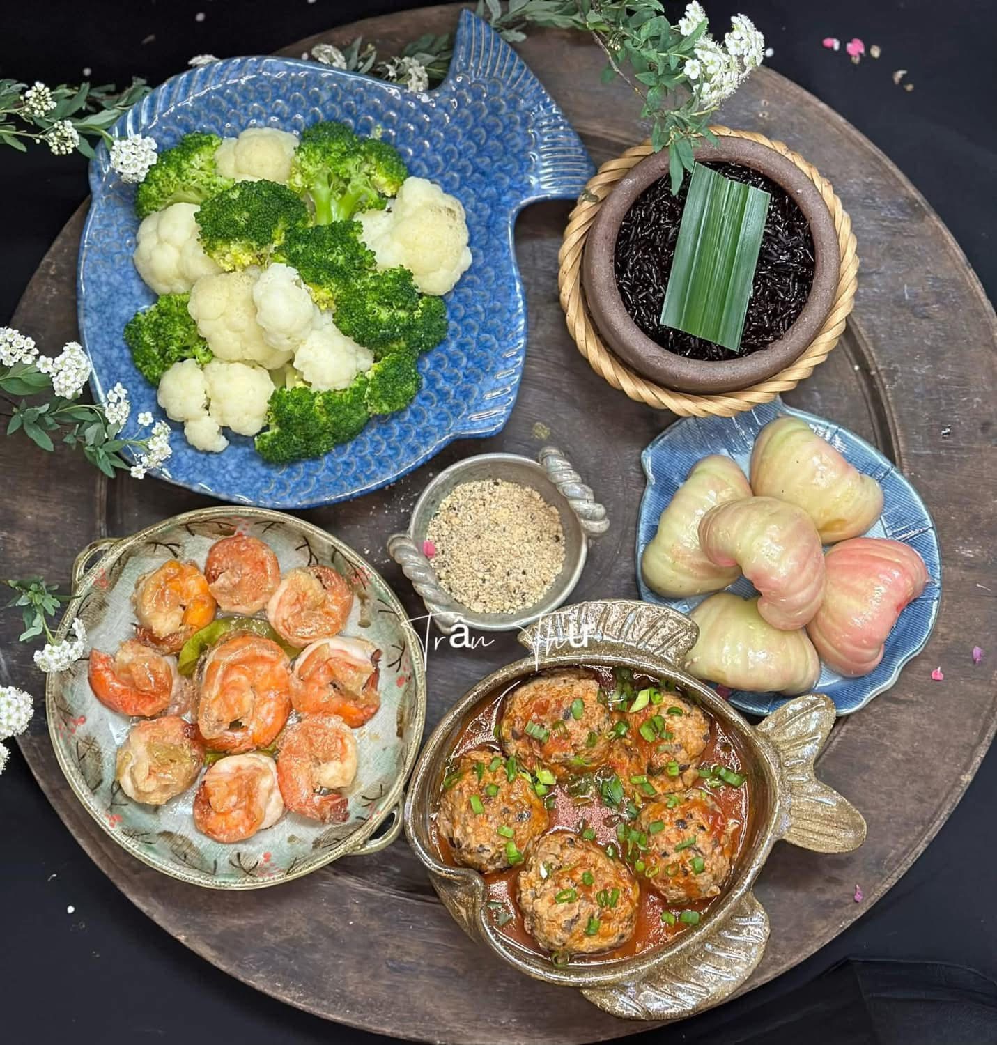 Pratos deliciosos para a família: 18 bandejas de refeições cheias de amor e carinho todos os dias - Foto 14. Món ăn ngon cho gia đình - hương vị yêu thương từ mâm cơm ấm áp mỗi ngày - Ảnh 14.