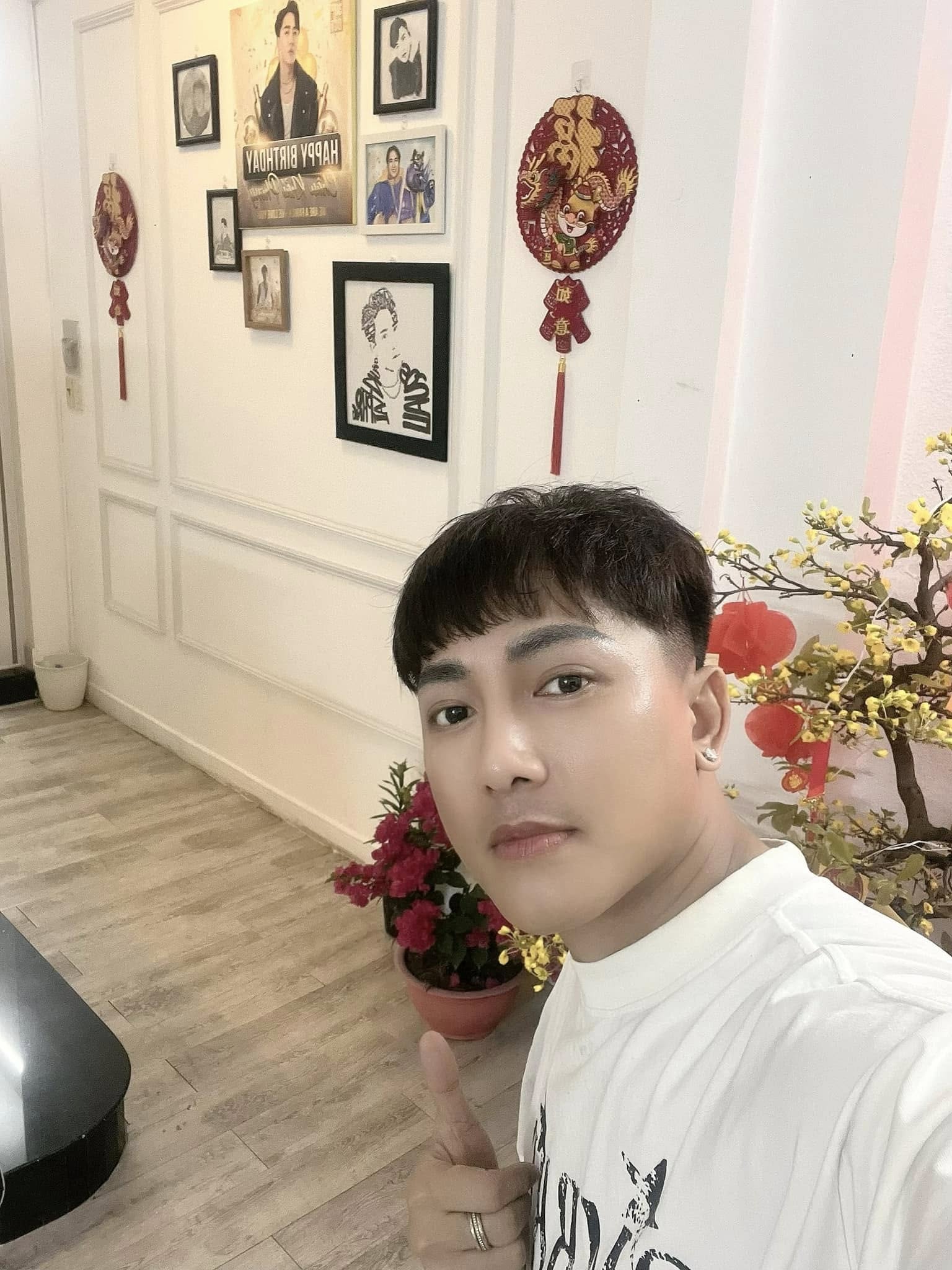 Thân thế chồng vừa công khai của mỹ nhân phim 'Hướng nghiệp': Ca sĩ quê Nghệ An, có một hits ai cũng biết- Ảnh 5.