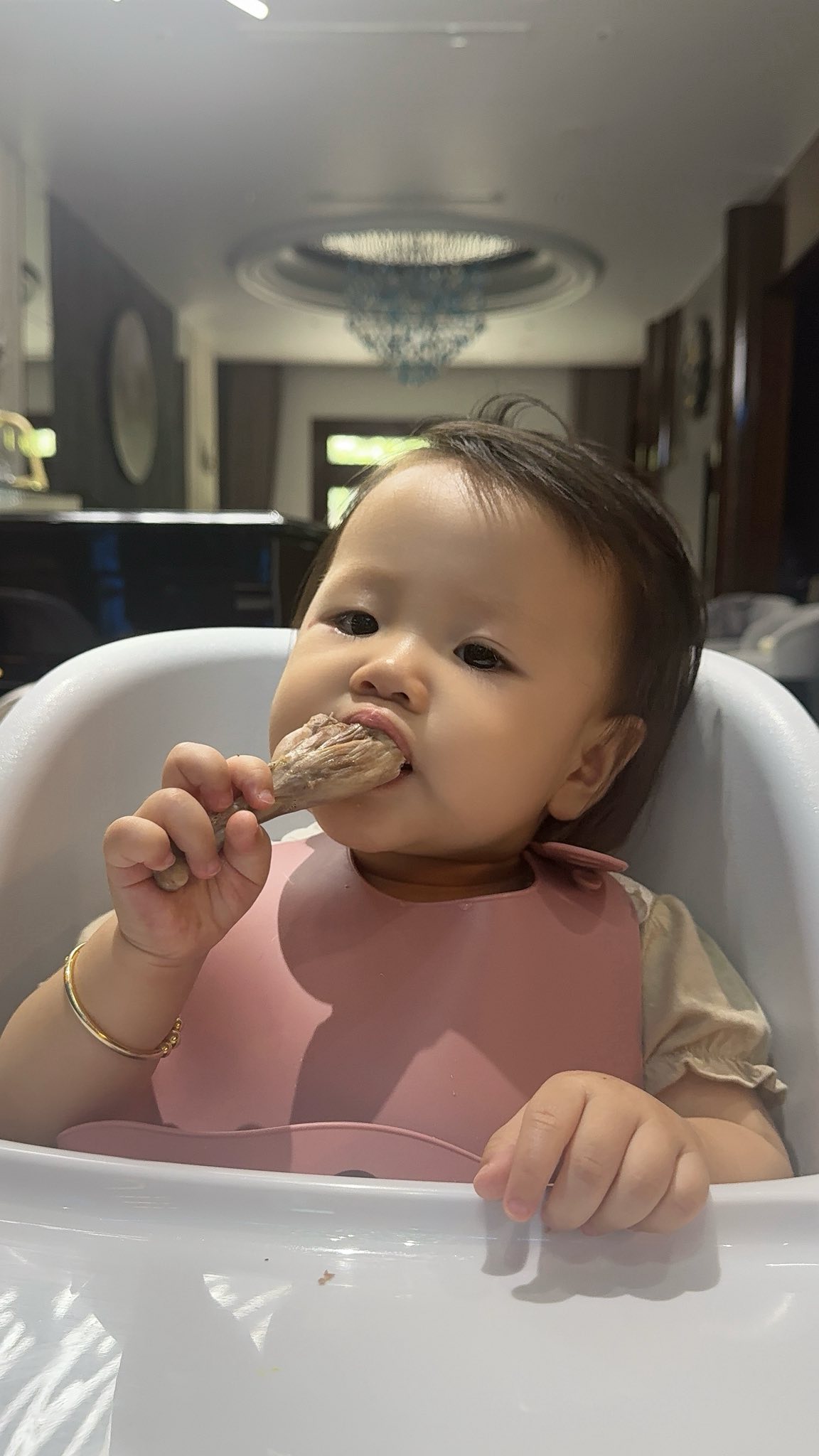 Con gái Phương Oanh - Shark Bình khoe nét hóm hỉnh khiến dân mạng phát sốt- Ảnh 5.