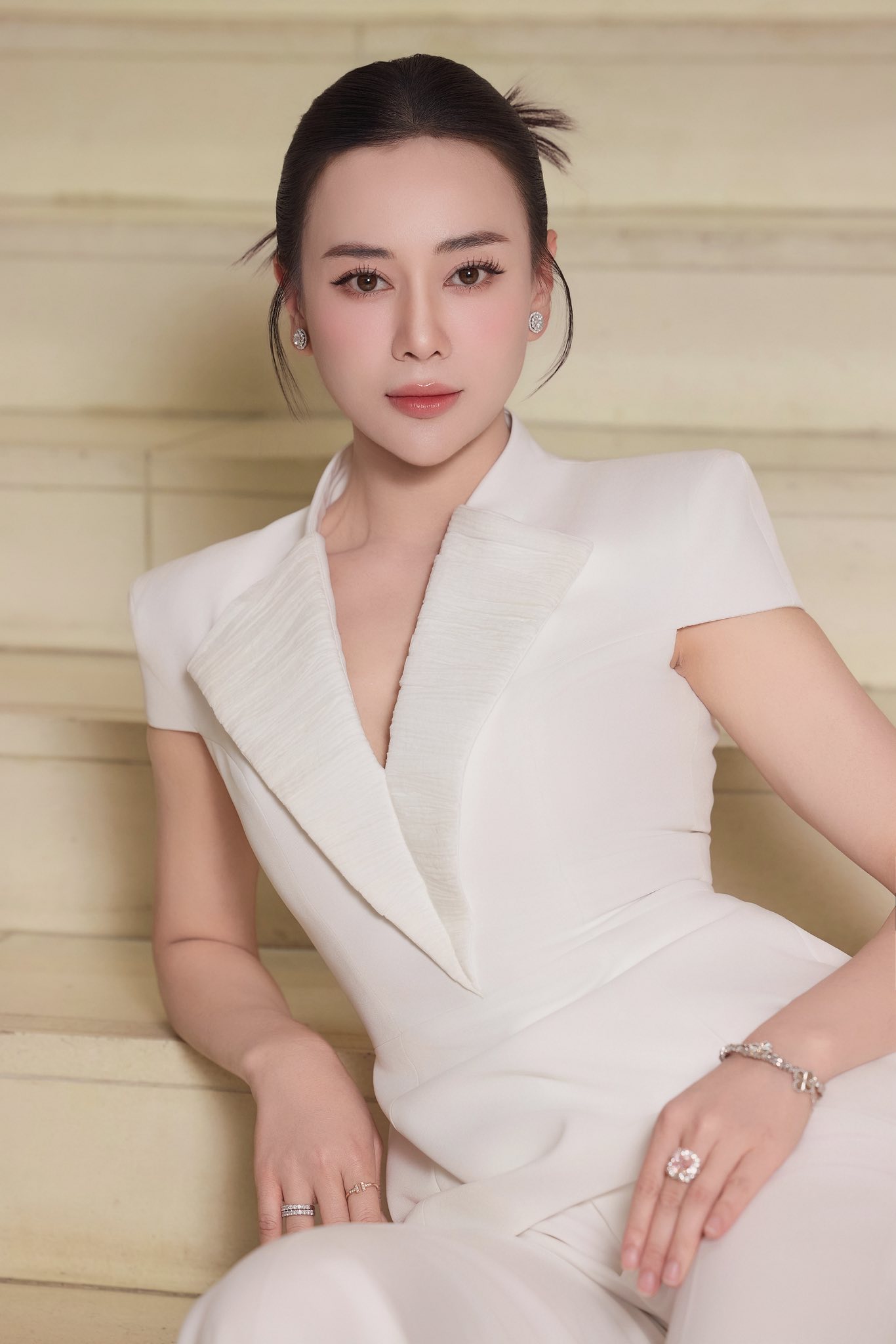 Cặp song sinh nhà Phương Oanh tròn 1 tuổi, nữ diễn viên cũng giảm cân thành công, khoe vóc dáng đẹp- Ảnh 4.