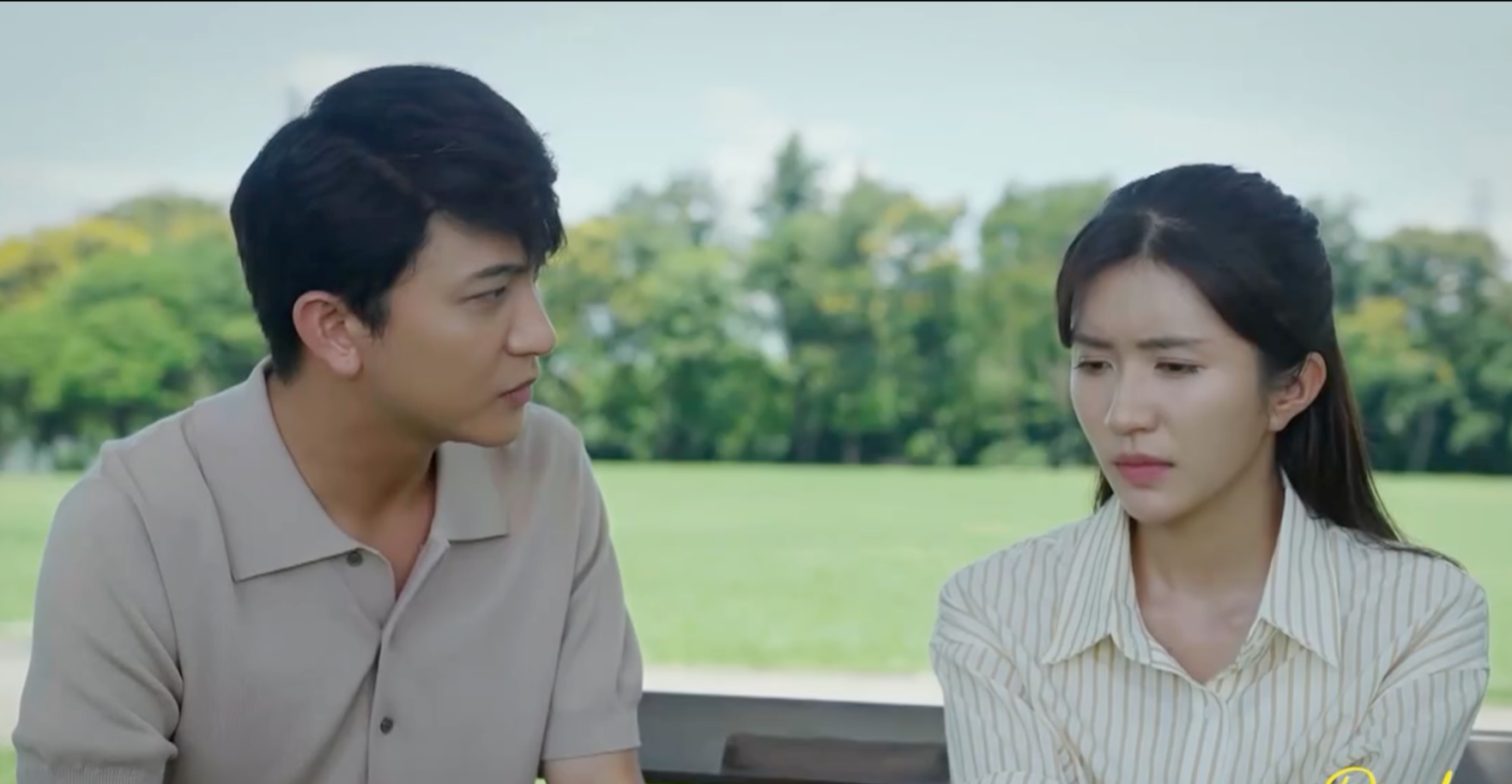 'Dịu dàng màu nắng' mới nhất (tập 35): Phong bất ngờ tỏ tình với Xuân, Thảo bị đánh ghen - Ảnh 2. Dịu dàng màu nắng - Tập 35: Phong tỏ tình với Xuân, Thảo bị chồng sắp cưới truy tìm - Ảnh 2.