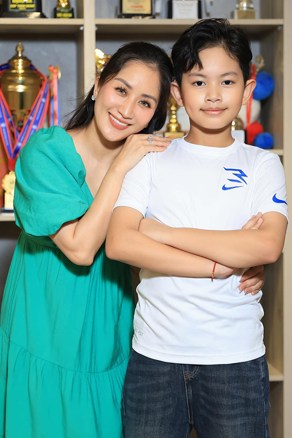 Con trai Khánh Thi vừa tròn 10 tuổi đã là nhân tài dance sport, theo bố mẹ thi đấu khắp thế giới - Ảnh 9. Con trai Khánh Thi vừa tròn 10 tuổi đã là nhân tài dance sport, theo bố mẹ thi đấu khắp thế giới - Ảnh 9.
