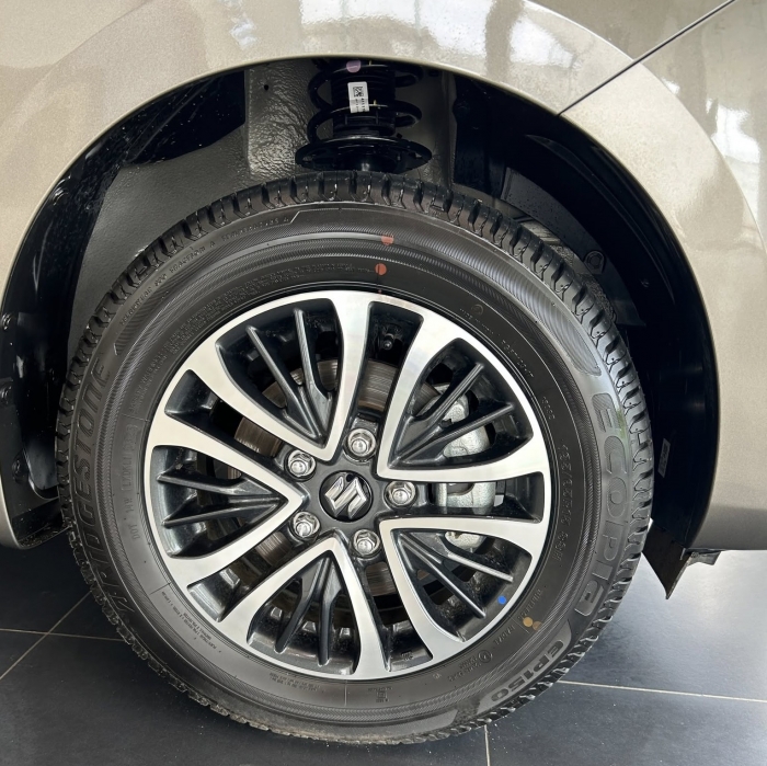 Xe đa dụng MPV 7 chỗ giá 242 triệu đồng của Suzuki sánh ngang Mitsubishi Xpander, Toyota Veloz Cross, rẻ hơn Kia Morning, Hyundai Grand i10 có gì đặc biệt khi ra mắt ở Ấn Độ?- Ảnh 4. Xe đa dụng MPV 7 chỗ giá 242 triệu đồng của Suzuki sánh ngang Mitsubishi Xpander, Toyota Veloz Cross, rẻ hơn Kia Morning, Hyundai Grand i10 có gì đặc biệt khi ra mắt ở Ấn Độ?- Ảnh 4.
