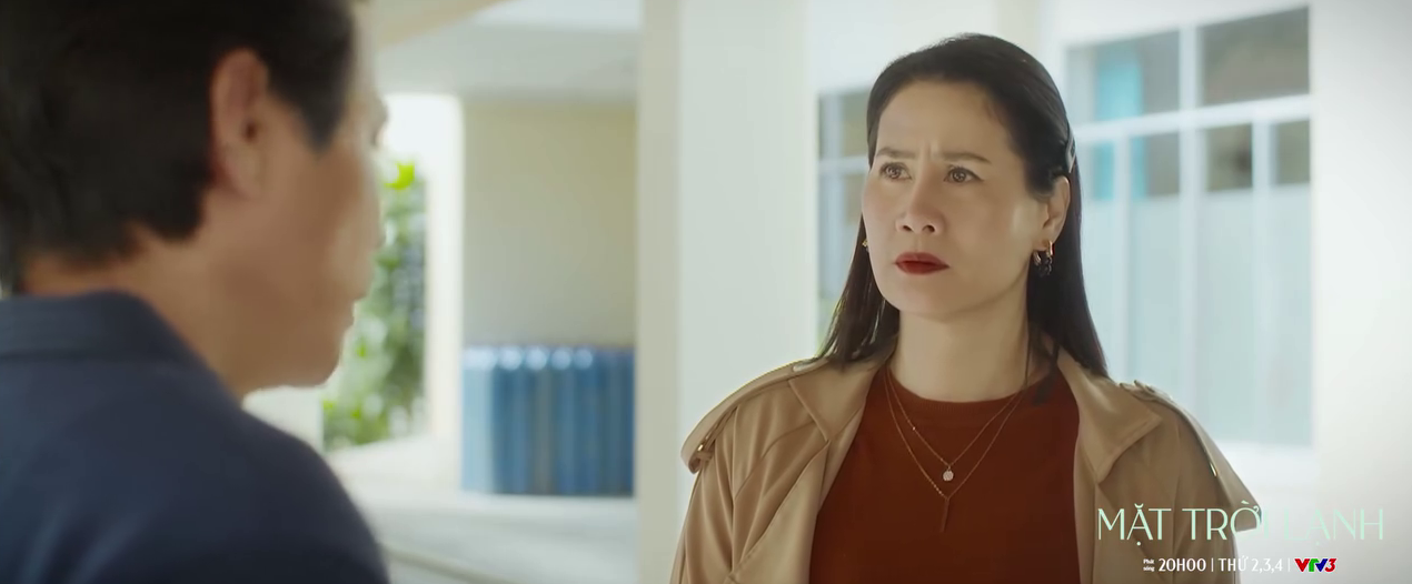 'Mặt trời lạnh' mới nhất (tập 22): Quản gia Chương tiết lộ Sơn Dương yêu Lam Anh - Ảnh 1. 'Mặt trời lạnh' mới nhất (tập 22): Quản gia Chương tiết lộ Sơn Dương yêu Lam Anh - Ảnh 1.