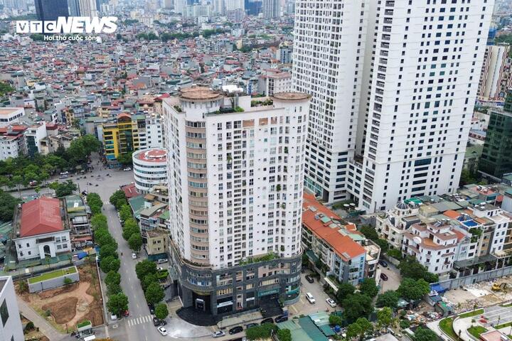 Giá nhà liên tục tăng cao, người mua cần lưu ý gì? - Ảnh 2. Giá nhà liên tục tăng cao, người mua cần lưu ý gì? - Ảnh 2.