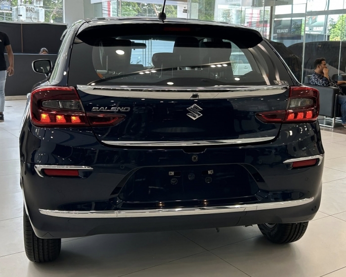 Xe hatchback hạng B giá 180 triệu đồng của Suzuki đẹp đẳng cấp, rẻ bằng nửa Kia Morning, Hyundai Grand i10, chỉ ngang Honda SH có gì đặc biệt khi ra mắt ở Ấn Độ?- Ảnh 4. Xe hatchback hạng B giá 180 triệu đồng của Suzuki đẹp đẳng cấp, rẻ bằng nửa Kia Morning, Hyundai Grand i10, chỉ ngang Honda SH có gì đặc biệt khi ra mắt ở Ấn Độ?- Ảnh 4.