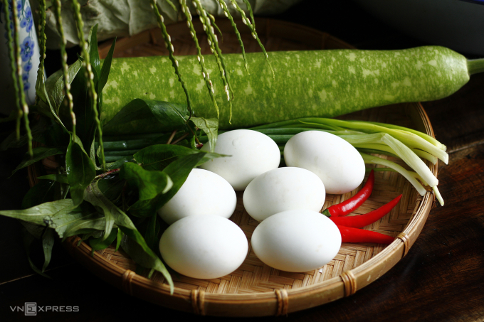 Món ăn 'trong truyền thuyết' của cố đô Huế, hóa ra có cách làm cực đơn giản, ai cũng nên thử một lần- Ảnh 11.