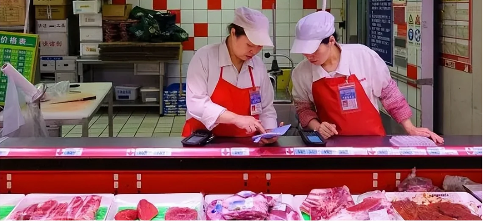 Chi 250 triệu đồng mua thịt bò, người đàn ông phát hiện thịt giả liền báo cảnh sát, người bán phản hồi: “Tôi cũng là nạn nhân” - Ảnh 2.