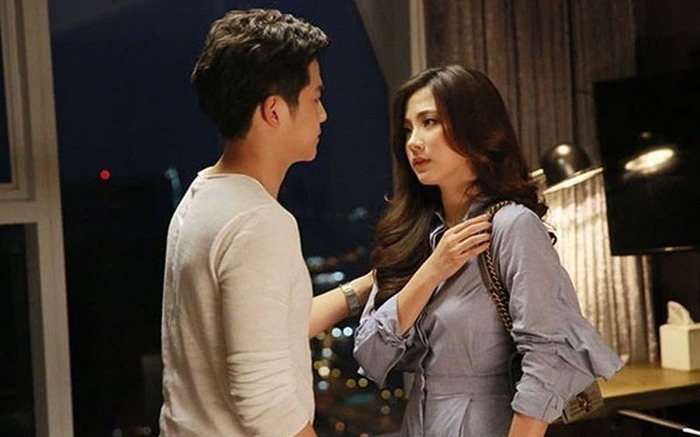 Bố mẹ già đau ốm, con cái ở xa không về chăm sóc được: Nghe vợ nói một câu, tôi muốn khóc!