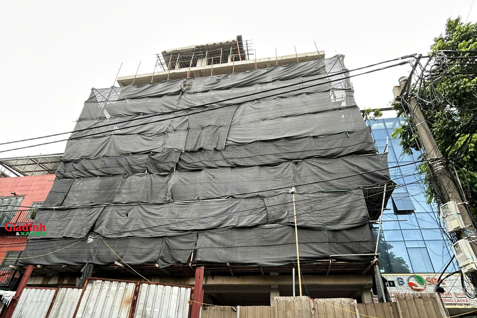Hà Nội: Biệt thự, nhà cao tầng 'mọc' trái phép trong cụm công nghiệp làng nghề- Ảnh 4. Hà Nội: Biệt thự, nhà cao tầng 'mọc' trái phép trong cụm công nghiệp làng nghề- Ảnh 4.