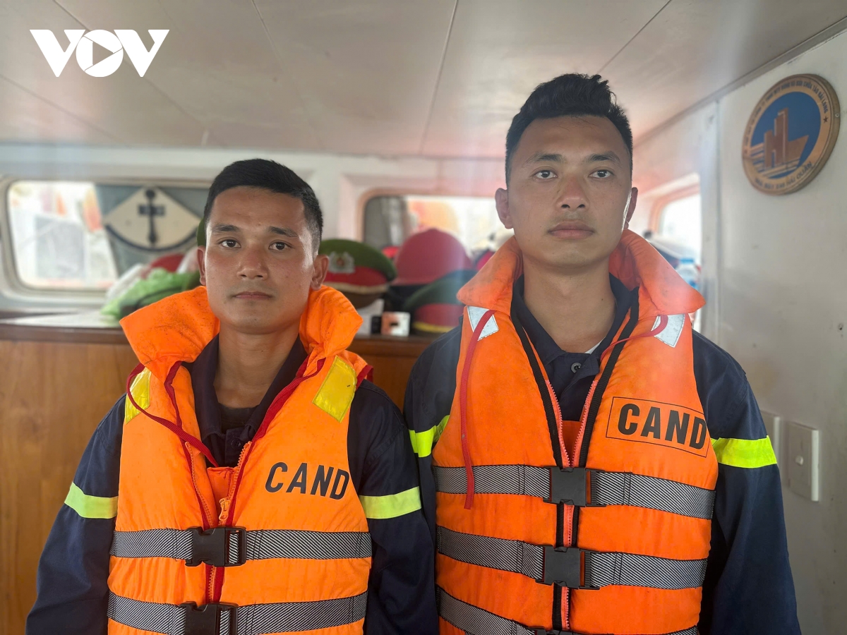 Lật tàu trên vịnh Hạ Long: “Cứu cháu với”, câu nói là mệnh lệnh trái tim - Ảnh 2.