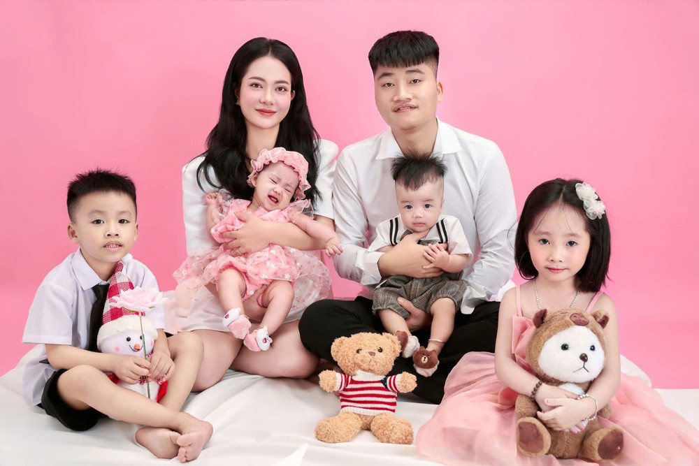 9X Hải Phòng sinh đôi 2 lần đều đủ trai đủ gái, được mẹ chồng cưng chiều hết mực - Ảnh 1. 9X Hải Phòng sinh đôi 2 lần đều đủ trai đủ gái, được mẹ chồng cưng chiều hết mực - Ảnh 1.