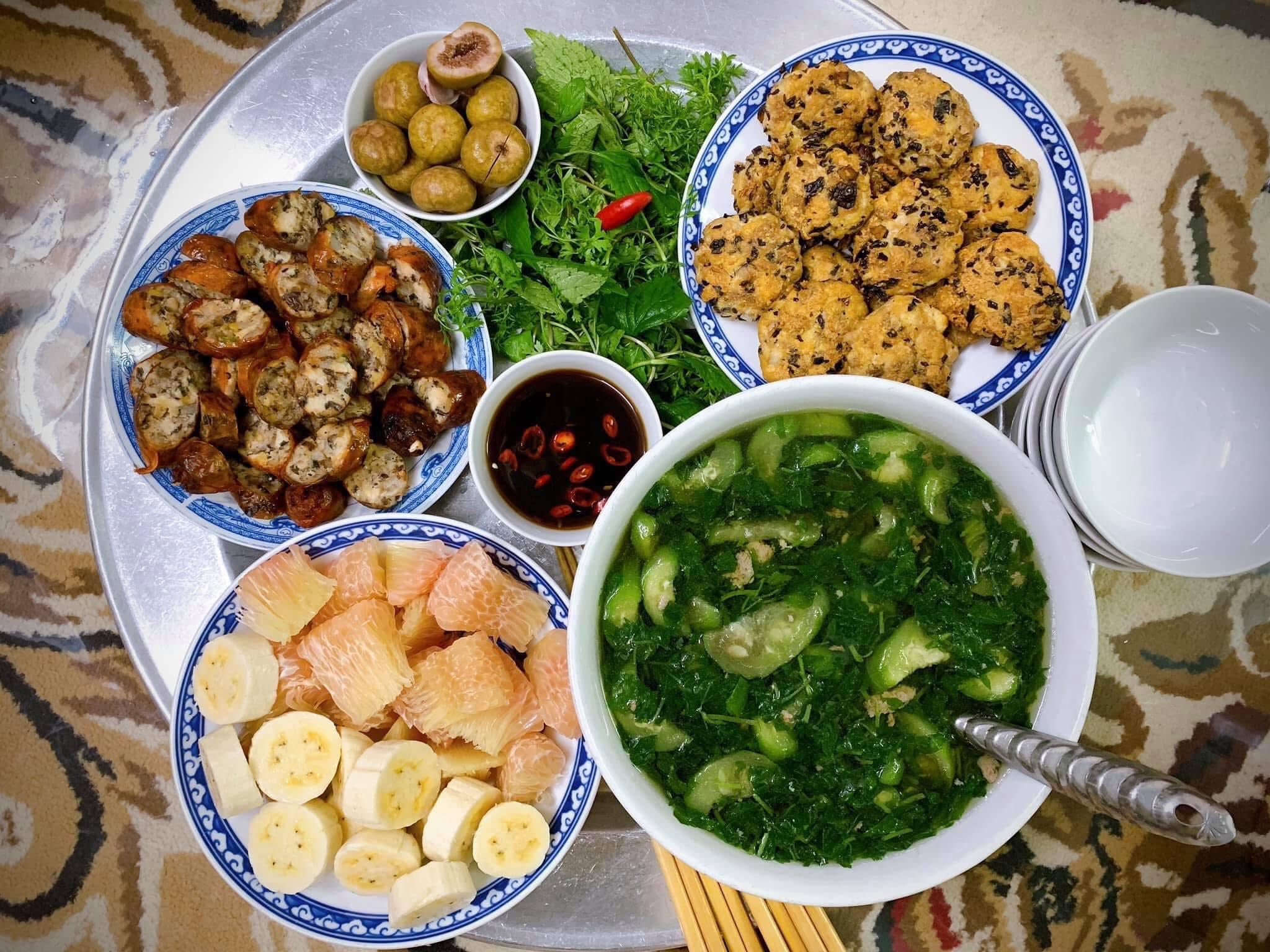 Không phải cứ ra ăn hàng là xịn, mâm cơm nhà thời 4.0 mới là lựa chọn được săn đón nhất hè này- Ảnh 16. Không phải cứ ra ăn hàng là xịn, mâm cơm nhà thời 4.0 mới là lựa chọn được săn đón nhất hè này- Ảnh 16.