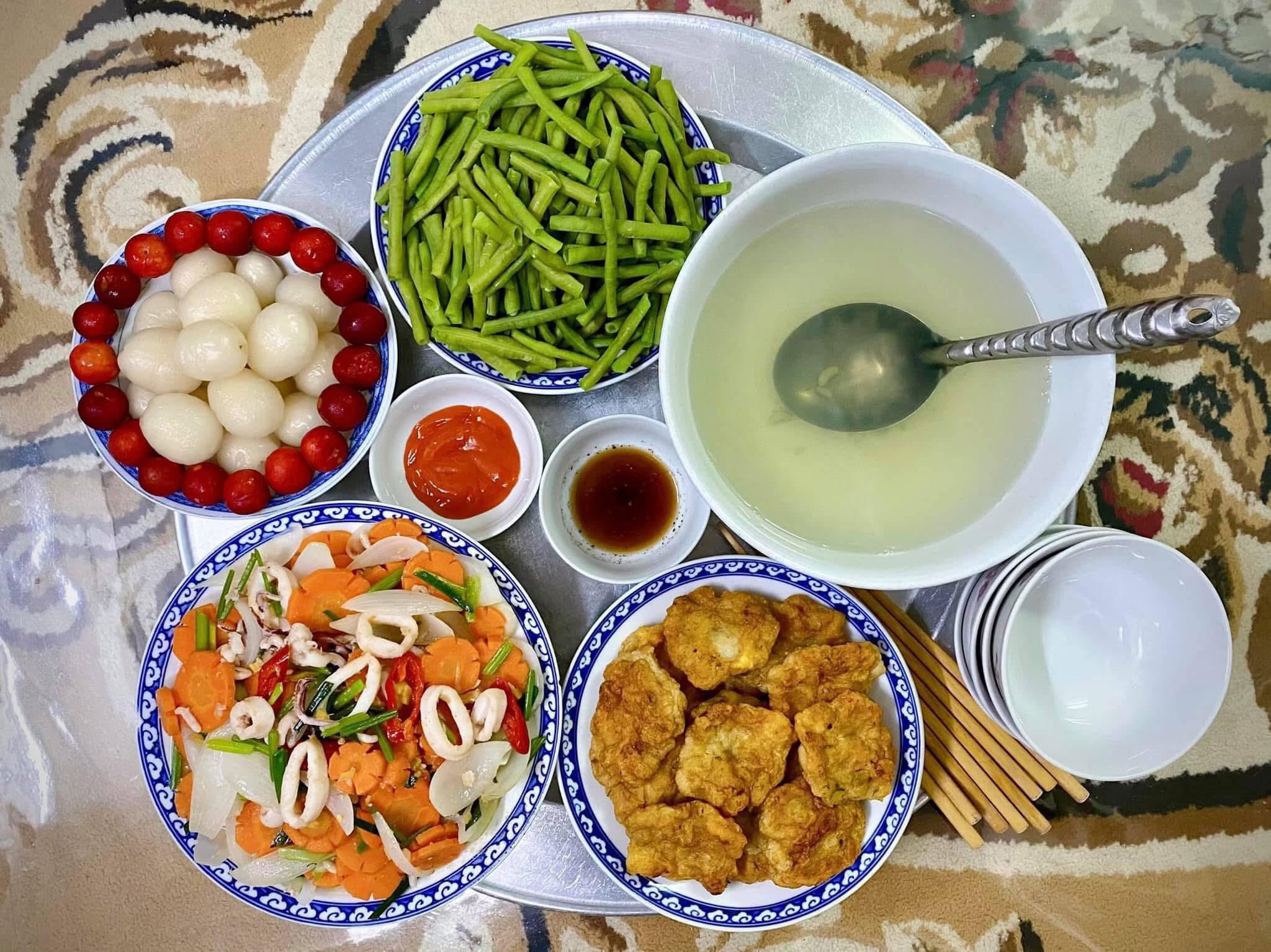 Không phải cứ ra ăn hàng là xịn, mâm cơm nhà thời 4.0 mới là lựa chọn được săn đón nhất hè này- Ảnh 24. Không phải cứ ra ăn hàng là xịn, mâm cơm nhà thời 4.0 mới là lựa chọn được săn đón nhất hè này- Ảnh 24.