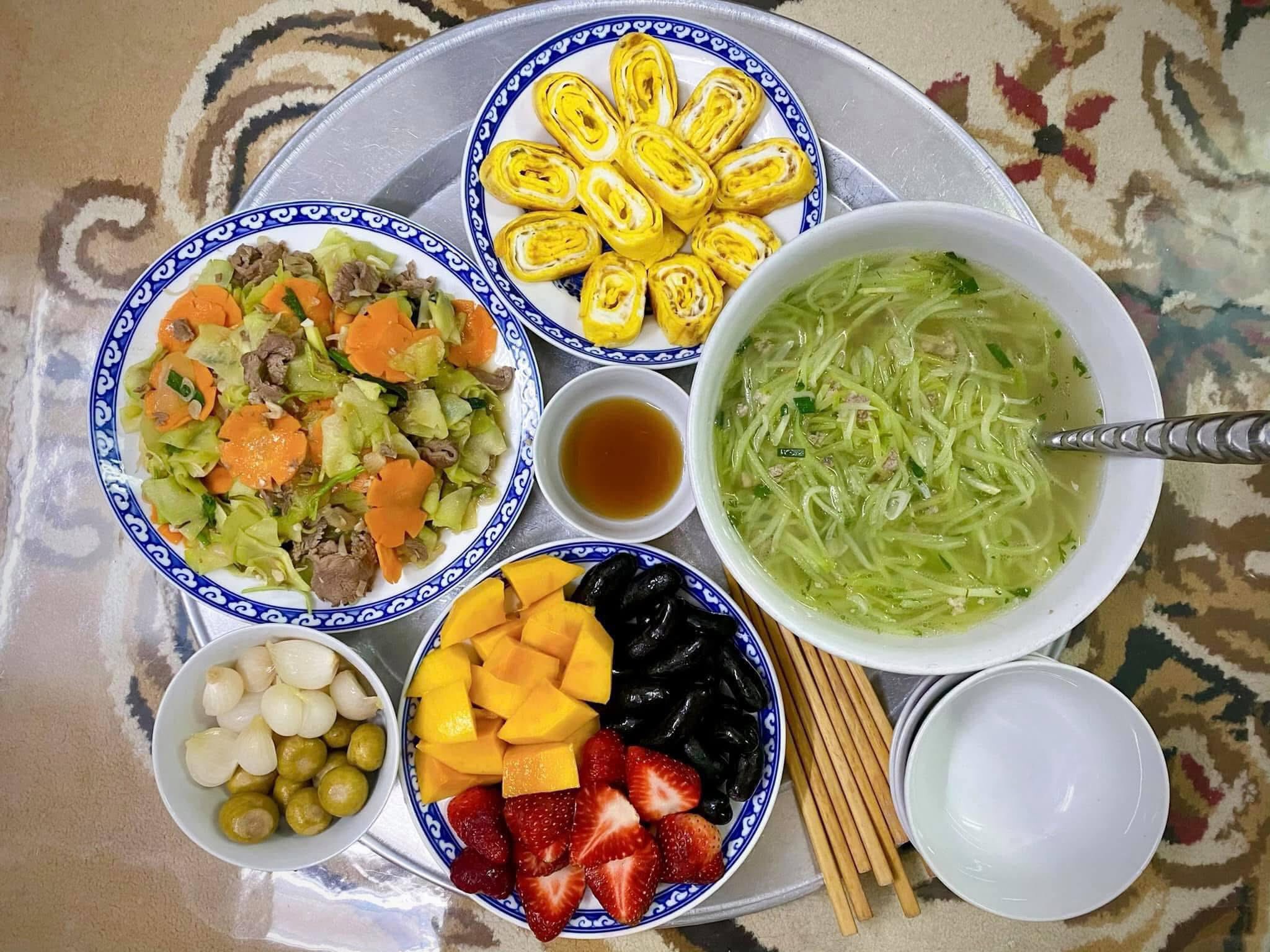 Không phải cứ ra ăn hàng là xịn, mâm cơm nhà thời 4.0 mới là lựa chọn được săn đón nhất hè này- Ảnh 10. Không phải cứ ra ăn hàng là xịn, mâm cơm nhà thời 4.0 mới là lựa chọn được săn đón nhất hè này- Ảnh 10.